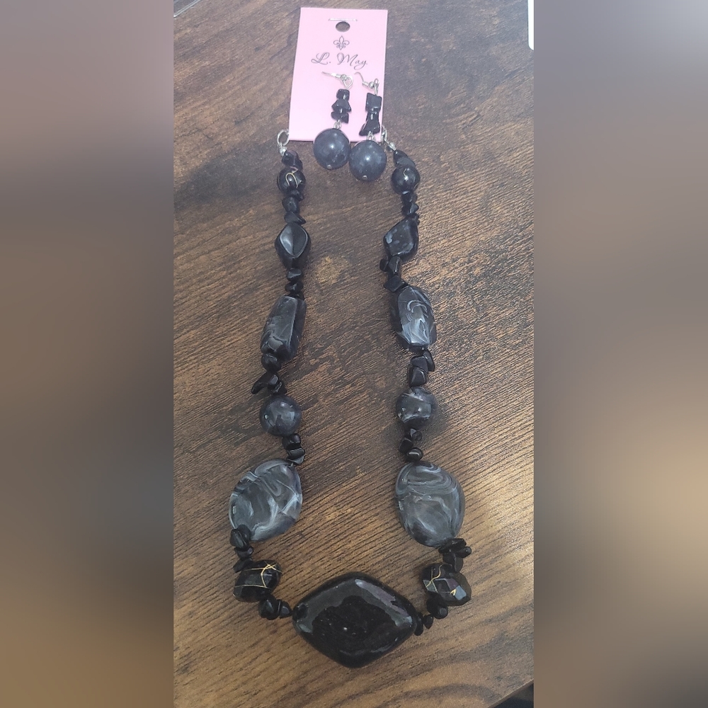 Necklace and Earring Set